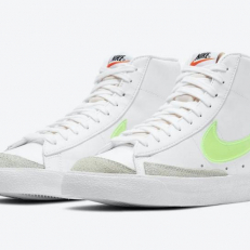 Nike Blazer Mid (W) '77 'White Volt'